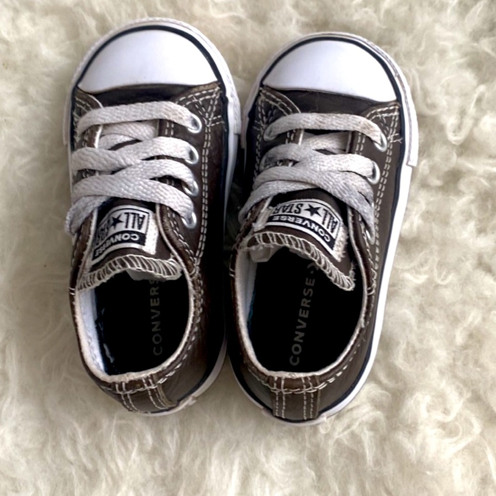 Toddlers cons leather
